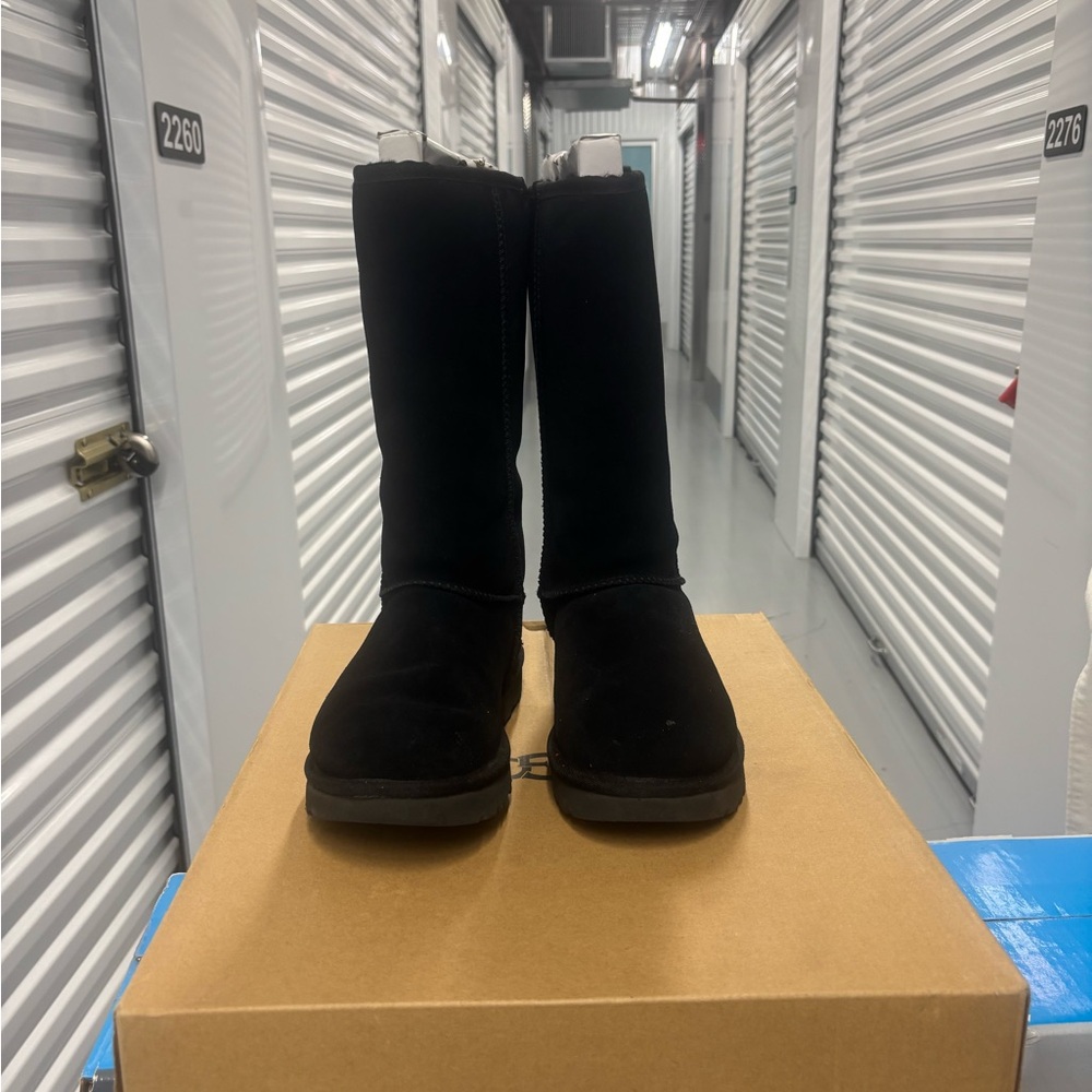 UGG Classic Tall Logo Black Rubber Boot - Picture 15 of 16